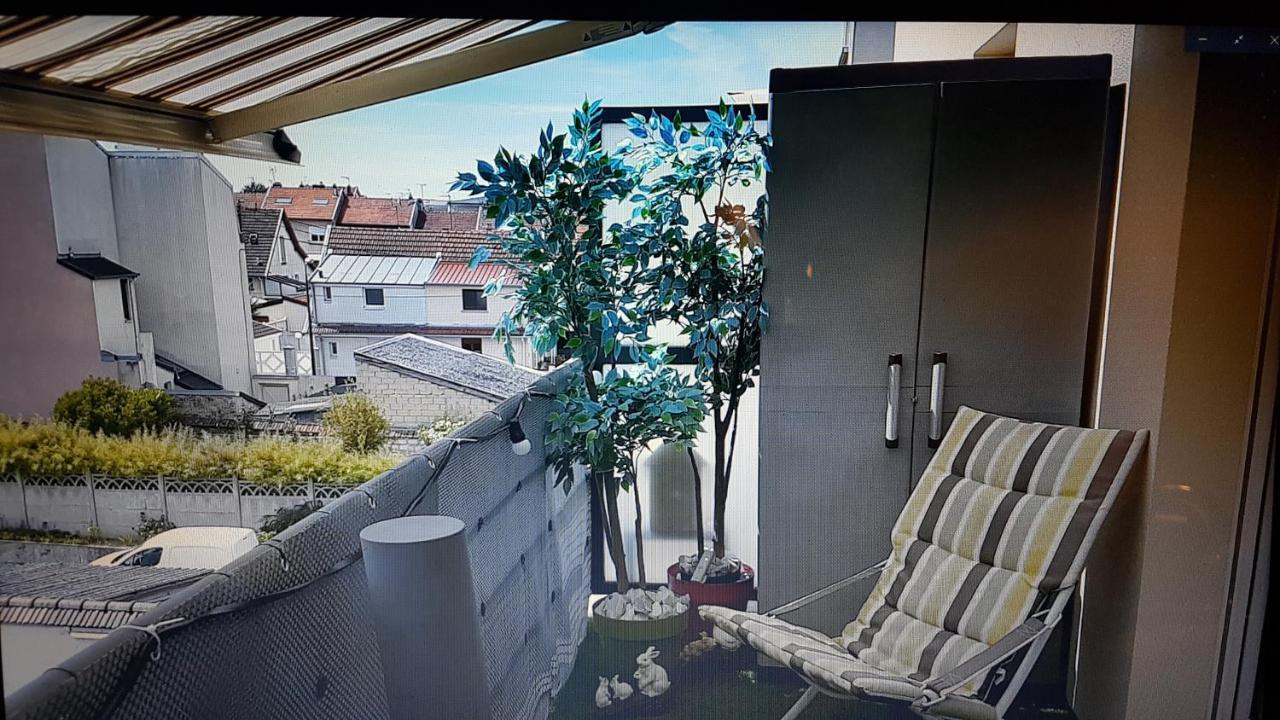 Ferienwohnung Victoria-T2-41M2-Balcon, Wifi, Linge, Produits, Menage Inclus Reims Exterior foto