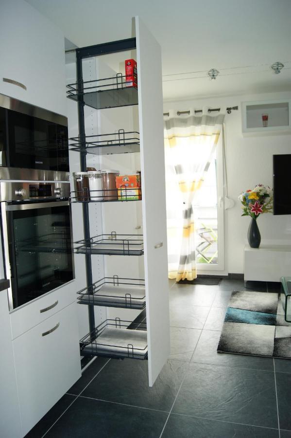 Ferienwohnung Victoria-T2-41M2-Balcon, Wifi, Linge, Produits, Menage Inclus Reims Exterior foto
