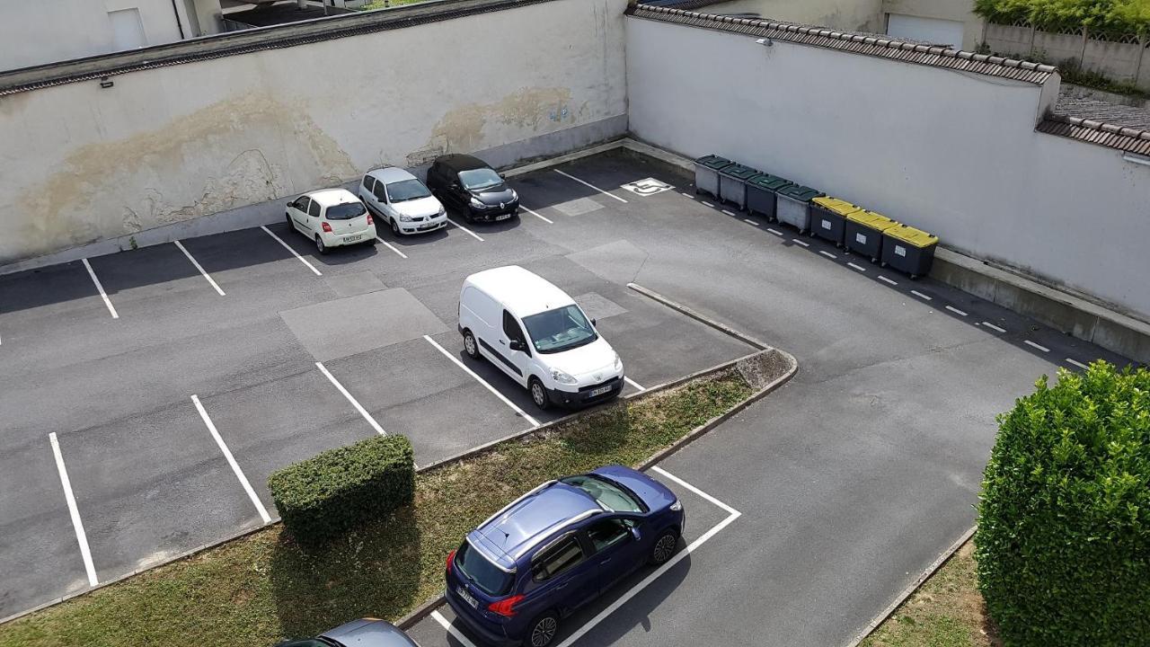 Ferienwohnung Victoria-T2-41M2-Balcon, Wifi, Linge, Produits, Menage Inclus Reims Exterior foto