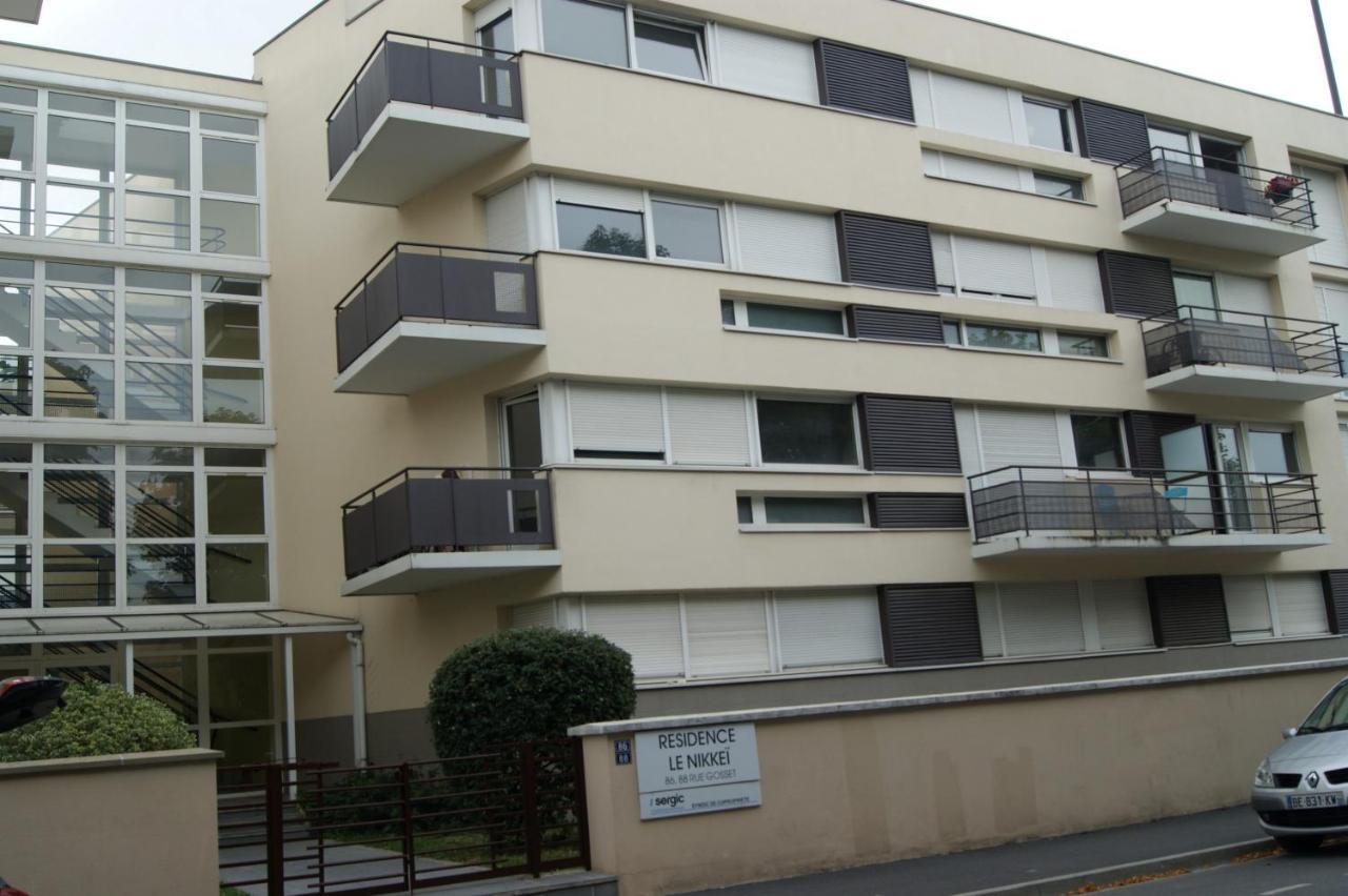 Ferienwohnung Victoria-T2-41M2-Balcon, Wifi, Linge, Produits, Menage Inclus Reims Exterior foto